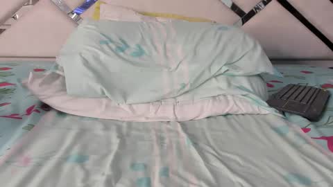 Maybelline69 online show from April 11, 7:45 am