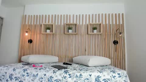 Maye Wells online show from February 2, 7:21 pm