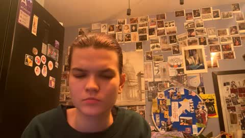 Rose online show from March 26, 10:59 pm