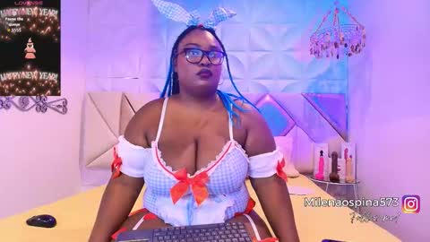 May online show from December 3, 3:40 am