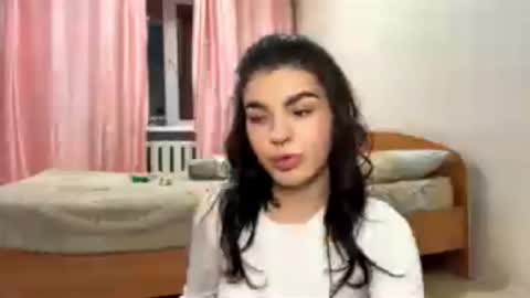 Adel online show from December 17, 2:24 pm