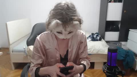 Bri online show from March 31, 7:20 am