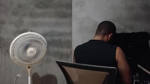 Mcgregor online show from November 14, 2:47 am