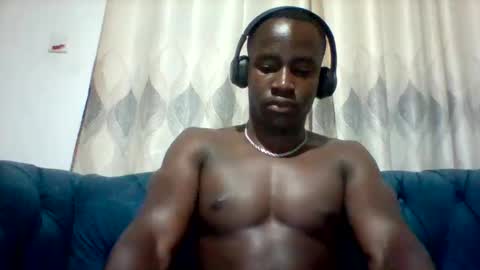 Snapshot of mclntz_bbc chatting on October 22, 10:44 pm mclntz_bbc online show from October 22, 10:44 pm