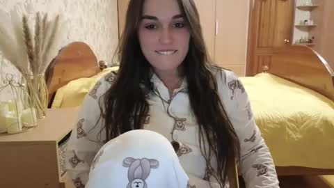 Melissa online show from February 9, 4:46 am