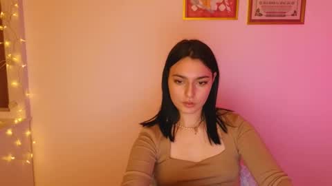 Dina online show from February 25, 4:46 pm