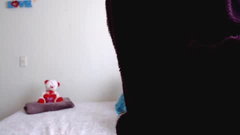 anna online show from December 7, 8:22 pm