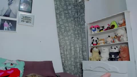 M E G A N online show from February 7, 6:11 pm