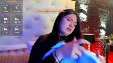     online show from March 10, 11:01 am