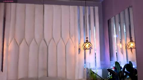 megan do santos online show from April 15, 2:53 pm