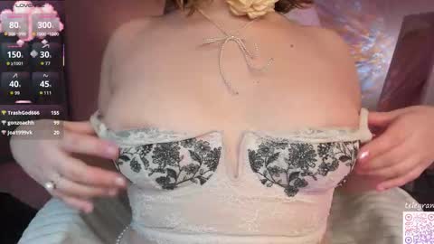 Megan Nelson online show from November 9, 11:46 am