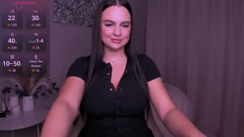 Meganberry online show from October 25, 4:07 pm