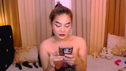 Megan online show from March 5, 11:17 am