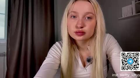 Jenny online show from October 9, 1:49 pm