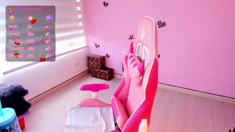 Megan online show from December 13, 8:37 pm