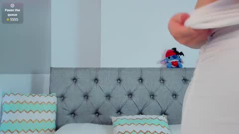 megansammy online show from November 18, 6:55 pm