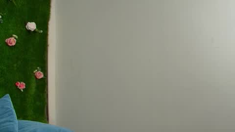 megatitts_ online show from November 23, 2:59 pm