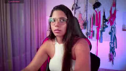 Snapshot of meggan_greey chatting on September 9, 9:15 pm Your best slave  online show from September 9, 9:15 pm