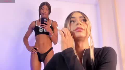 meghanallen_ online show from July 23, 9:23 pm