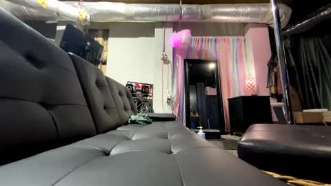 Snapshot of meghanhanx chatting on December 16, 11:50 pm meghan online show from December 16, 11:50 pm