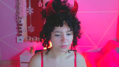 sofia online show from May 13, 9:02 pm