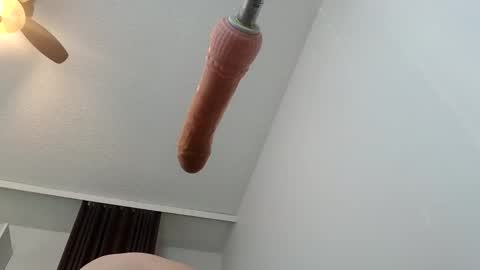 meheriuk68 online show from March 19, 10:58 pm