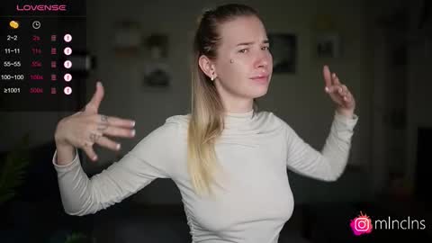 MELANIE  PVT ONLY 60TK PER MIN online show from September 21, 3:27 pm