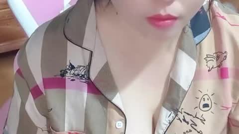 mela7386 online show from January 7, 6:35 pm