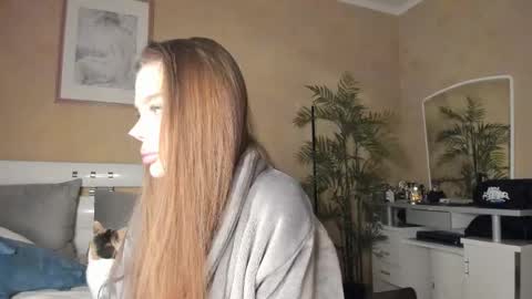  Start every day 2000 - 700 online show from February 23, 1:19 am