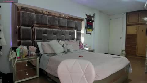 Melaany  online show from September 25, 12:39 am