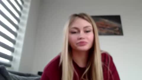 Melania online show from February 10, 11:57 am