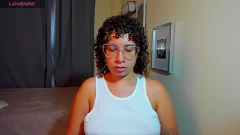 melani online show from May 28, 9:46 pm