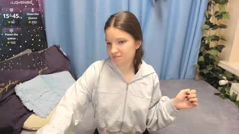 Melanie online show from November 14, 9:44 am