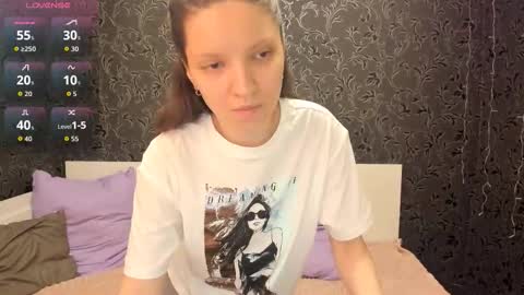 Melanie online show from February 7, 9:23 am