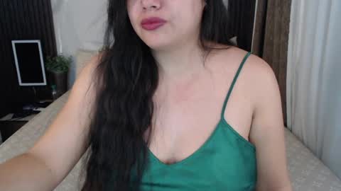 Melanie online show from July 17, 12:51 pm
