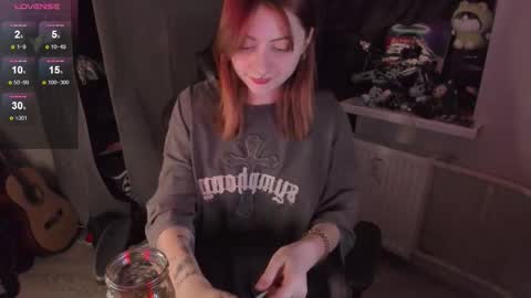 Snapshot of melante_s chatting on October 20, 6:57 pm Ash online show from October 20, 6:57 pm