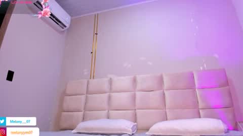 melany online show from August 4, 12:56 pm