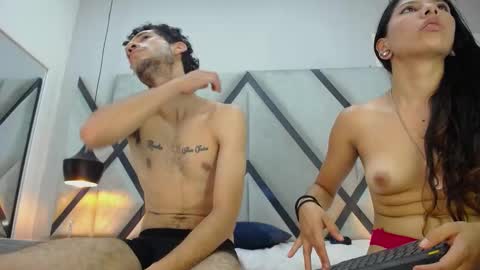 melanyandethan online show from December 18, 11:11 pm