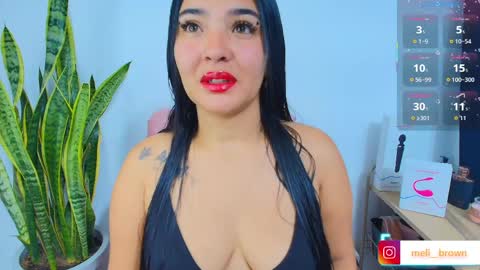    Independent model online show from April 16, 5:07 am