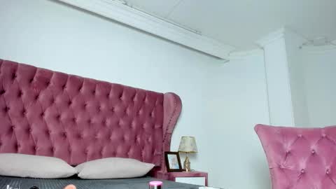 Meliissa online show from November 4, 1:34 pm