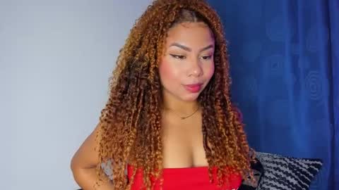 M E L I N A  online show from March 3, 9:44 pm