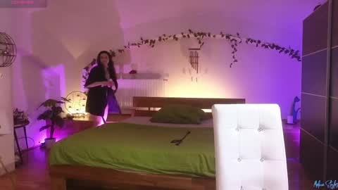 Melina Styles online show from April 30, 8:57 pm