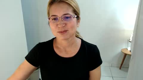 Melinda online show from November 16, 11:07 pm