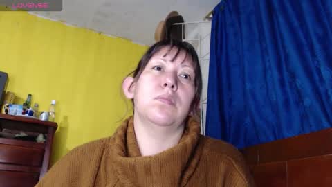 Snapshot of melisa037 chatting on October 27, 3:39 am melisa037 online show from October 27, 3:39 am
