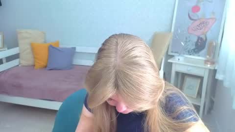 Sophia online show from May 5, 5:25 am