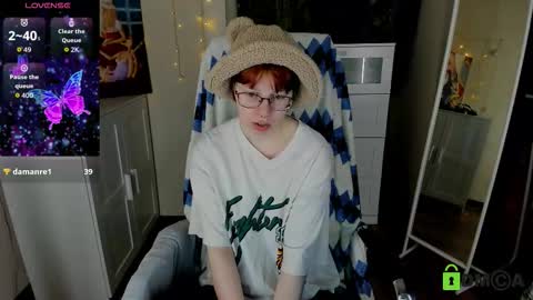 Melissa online show from November 2, 10:43 pm