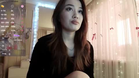 Lisaa online show from February 8, 9:35 am