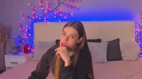 MelissaCrayzy online show from March 5, 5:27 am