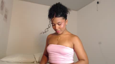 Melissa  online show from November 22, 2:26 pm