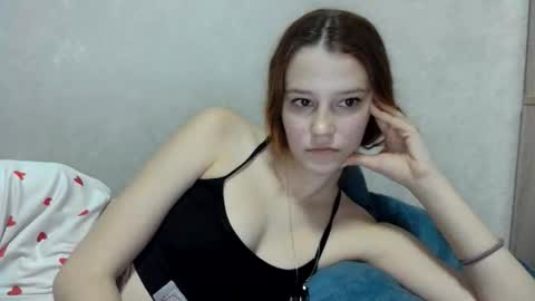 Mellisa online show from November 4, 4:30 pm